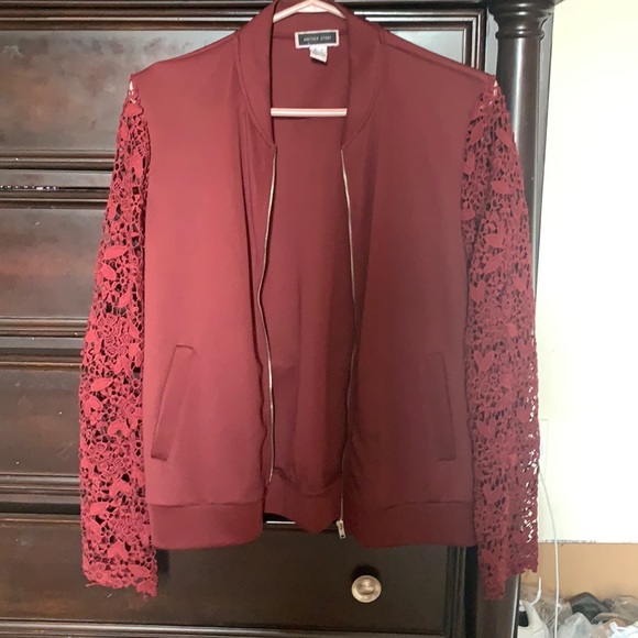 Floral Sleeved Bomber Jacket - Picture 2 of 4